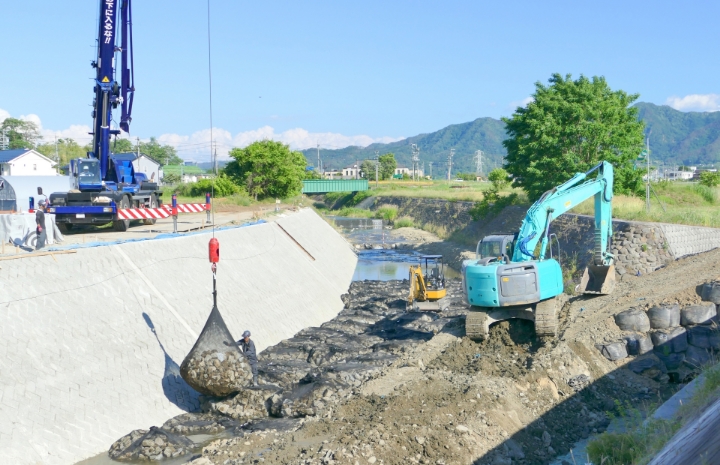 河川工事